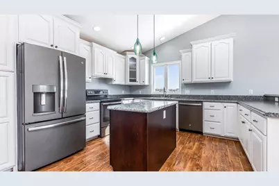 1595 Cornerstone Circle, Platteville,  53818 - Photo 7