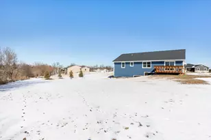 1595 Cornerstone Cir, Platteville,  53818 - Photo 7