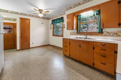 104 Cherokee Road, Beaver Dam, WI 53916 - Photo 5