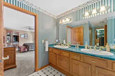 500 Winnebago Avenue, Portage, WI 53901 - Photo 35