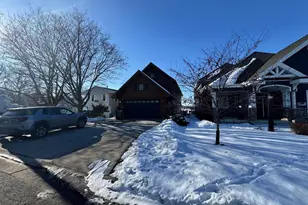 5830 Lake Edge Rd, Mcfarland, WI 53558 - Photo 11