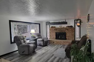 S7165 Lake Rd, Hillpoint, WI 53937 - Photo 9