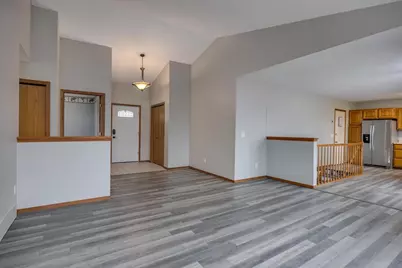 902 Anna Court, Waterloo, WI 53594 - Photo 7