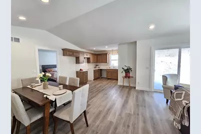 512 Village Lane, Ripon, WI 54971 - Photo 11