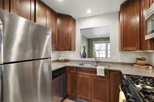 1309 Tompkins Dr, Madison, WI 53716 - Photo 11