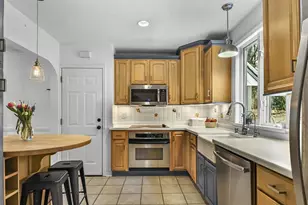 4206 Bagley Pkwy, Madison, WI 53705 - Photo 5