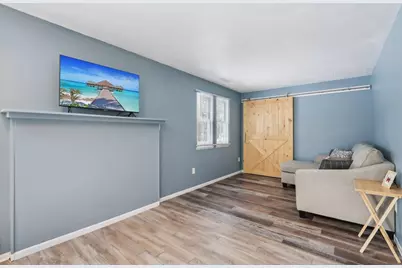 7871 E Oakbridge Way, Madison, WI 53717 - Photo 5