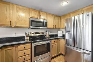 203 N Musket Ridge Dr, Sun Prairie, WI 53590 - Photo 7