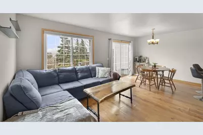 203 N Musket Ridge Drive, Sun Prairie, WI 53590 - Photo 5