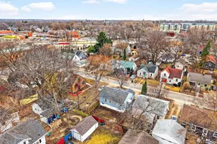 2638 E Lawn Ct, Madison, WI 53704 - Photo 37