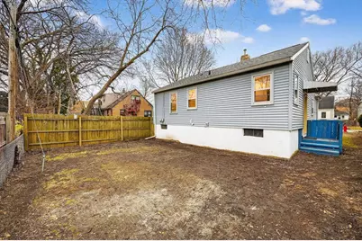 2638 East Lawn Court, Madison, WI 53704 - Photo 27