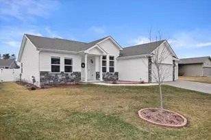 921 Sarah St, Belleville, WI 53508 - Photo 33