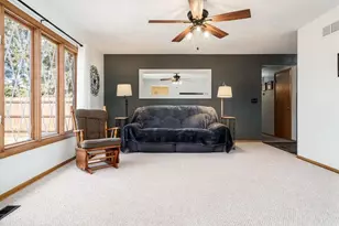 3168 S High Crst Rd, Beloit, WI 53511 - Photo 9