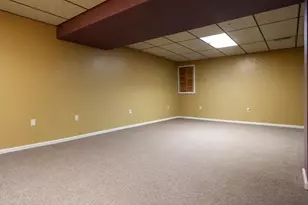 3168 S High Crst Rd, Beloit, WI 53511 - Photo 33