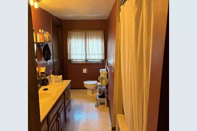 3722 N Casaloma Drive, Appleton, WI 54913 - Photo 9