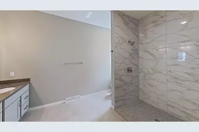 3708 Huntington Avenue #56, Janesville, WI 53546 - Photo 11