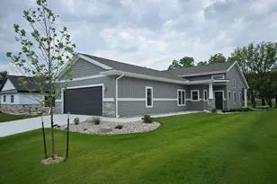 3708 Huntington Ave, Janesville, WI 53546 - Photo 1