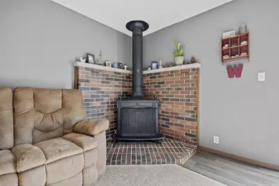 501 E Maple Street, Appleton, WI 54915 - Photo 23