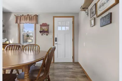 501 E Maple Street, Appleton, WI 54915 - Photo 5