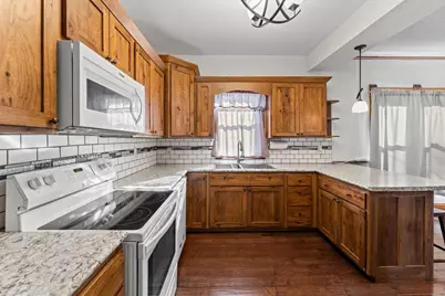 430 Lavalle Street, Reedsburg, WI 53959 - Photo 5