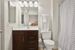 508 N Midvale Blvd, Madison, WI 53705 - Photo 23