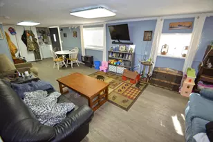 122 E Main St, Mount Hope,  53816 - Photo 3