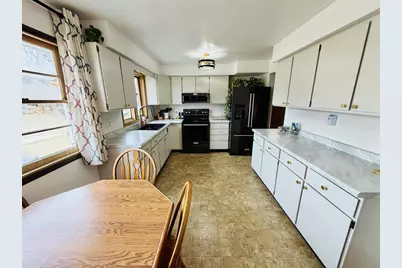 1009 30th Avenue, Monroe, WI 53566 - Photo 13