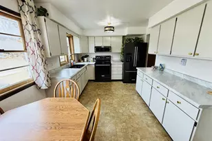 1009 30th Ave, Monroe, WI 53566 - Photo 13