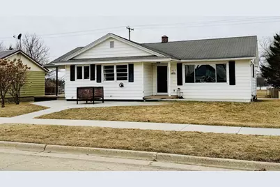 1009 30th Avenue, Monroe, WI 53566 - Photo 3