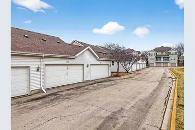 429 E Linnerud Drive, Sun Prairie, WI 53590 - Photo 35