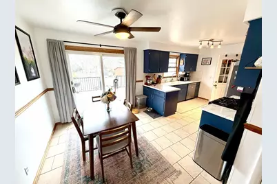 6013 Raymond Road, Madison, WI 53711 - Photo 7