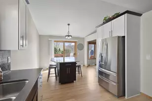 5915 Running Deer Trail, Mcfarland, WI 53558 - Photo 9