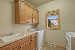 5597 Nutone St, Fitchburg, WI 53711 - Photo 39