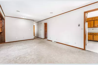 550 Grandview Lane, Platteville,  53818 - Photo 11