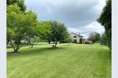 60439 Fairway Court, Prairie Du Chien, WI 53821 - Photo 7