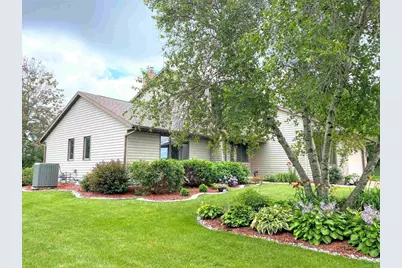 60439 Fairway Court, Prairie Du Chien, WI 53821 - Photo 49