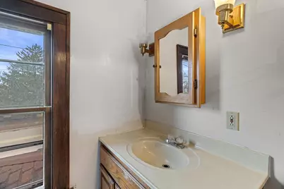 407 S Church Street, Watertown, WI 53094 - Photo 15