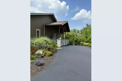 W4293 Meadow Court, Lake Geneva, WI 53147 - Photo 3