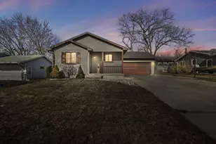 305 Meadow Ln, Poynette, WI 53955 - Photo 1