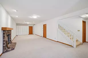 121 N Oak Grove Dr, Madison, WI 53717 - Photo 11