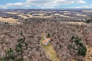 W9460 Welch Rd, Elroy, WI 53929 - Photo 73