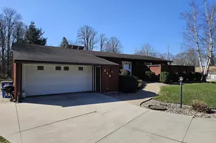 219 James St, Portage, WI 53901 - Photo 11