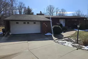 219 James St, Portage, WI 53901 - Photo 45