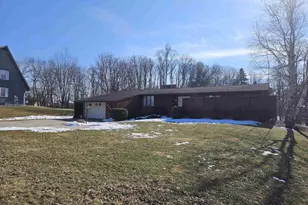 219 James St, Portage, WI 53901 - Photo 47