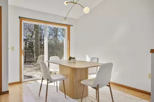 17 Kresteller Cir, Madison, WI 53719 - Photo 11