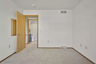 17 Kresteller Cir, Madison, WI 53719 - Photo 21