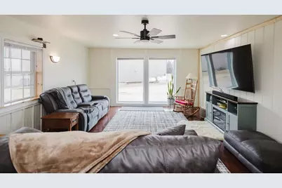 6209 Cassidy Road, Mineral Point, WI 53565 - Photo 11