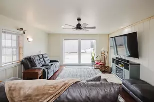 6209 Cassidy Rd, Mineral Point, WI 53565 - Photo 11