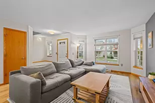 1482 Wild Iris St, Sun Prairie, WI 53590 - Photo 9