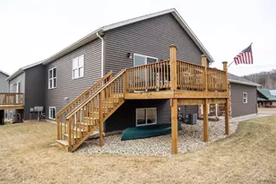 1322 Lake St, Baraboo, WI 53913 - Photo 17